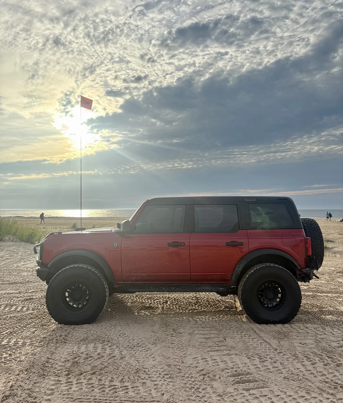 Ford Bronco Buy lower trim and modify to upper trim? IMG_0763
