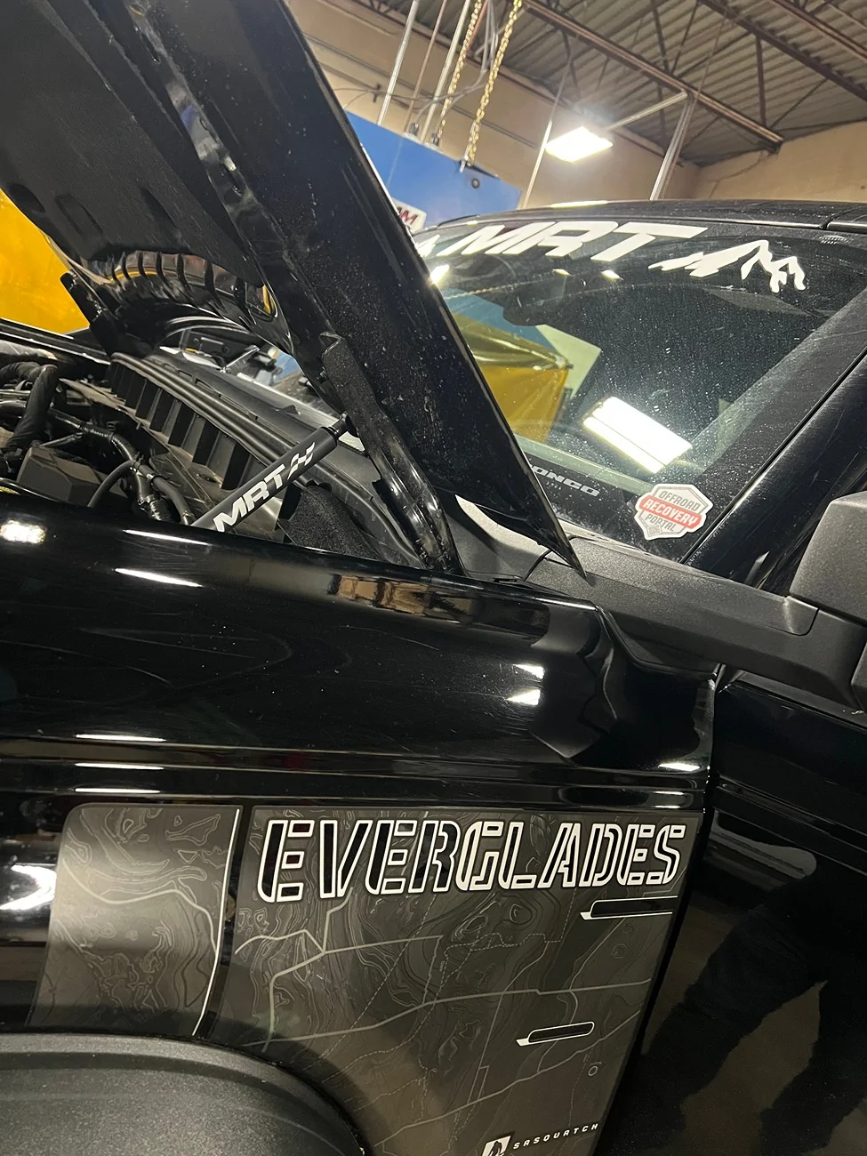 Ford Bronco No-Drill Hood Struts NOW Confirmed for Everglades & Snorkel-Equipped Broncos! (From MRT Performance) IMG_1033