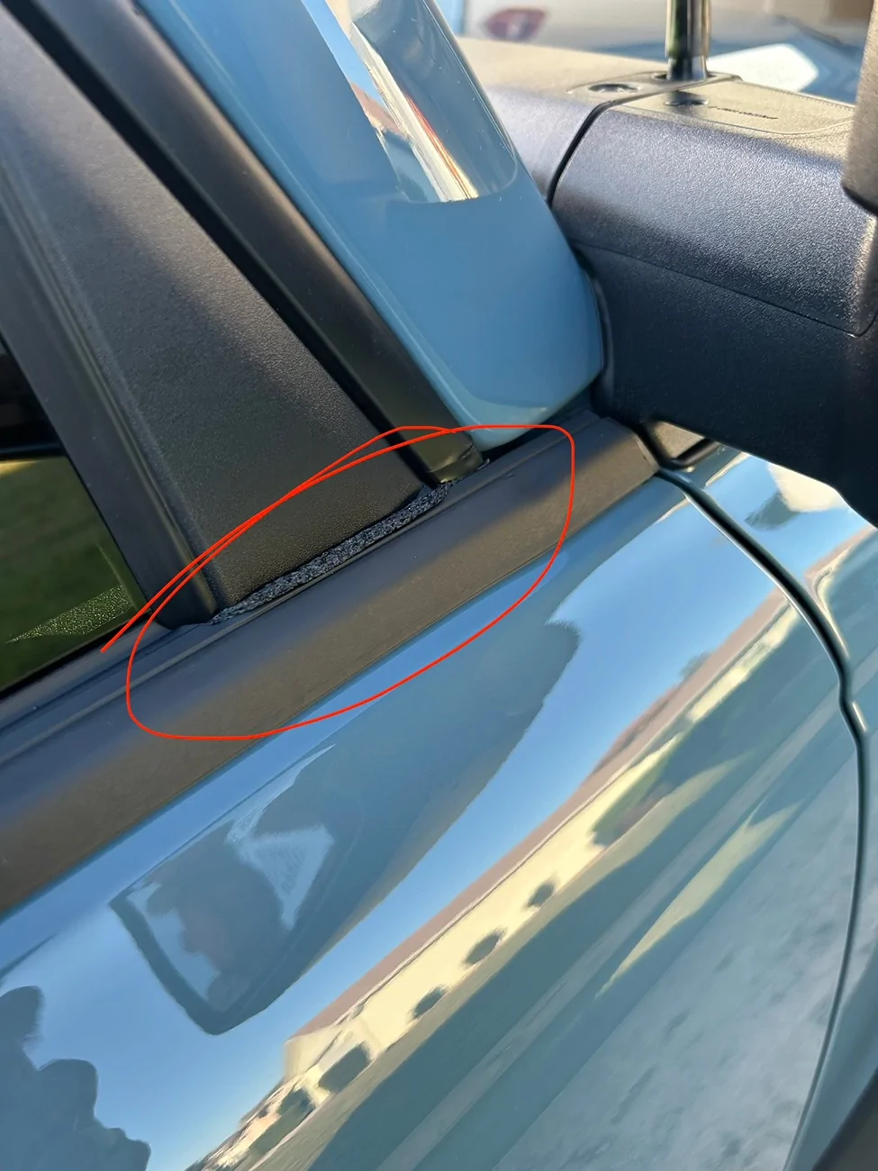 SSM 53981: 2021-2024 Bronco - Window Rattle From The Front Doors Over ...