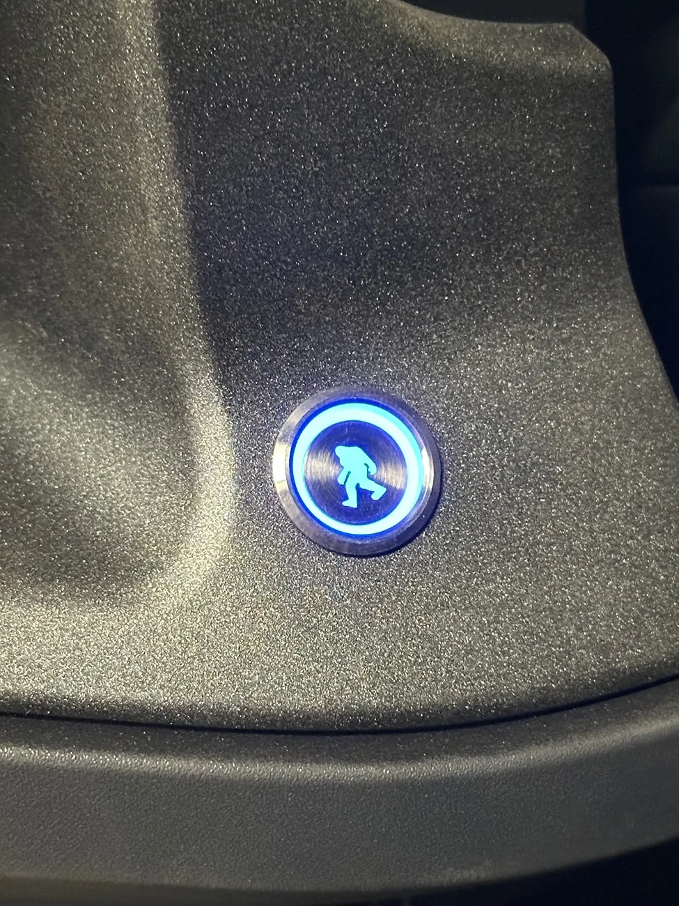 Ford Bronco Installed grille light bar and activation button IMG_3294