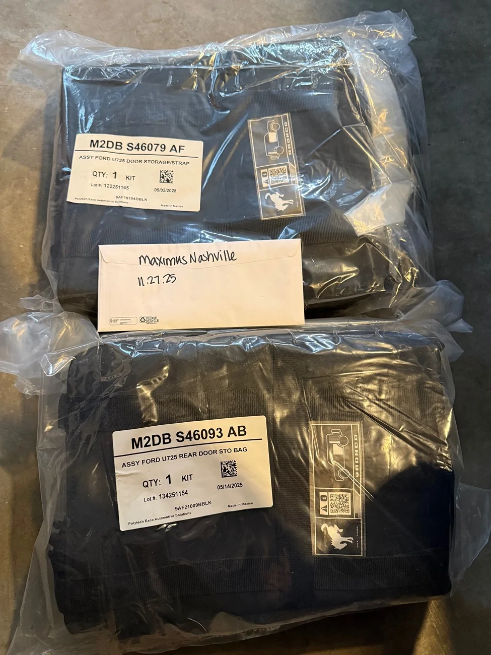 Ford Bronco 4 Door Storage Bags IMG_0888