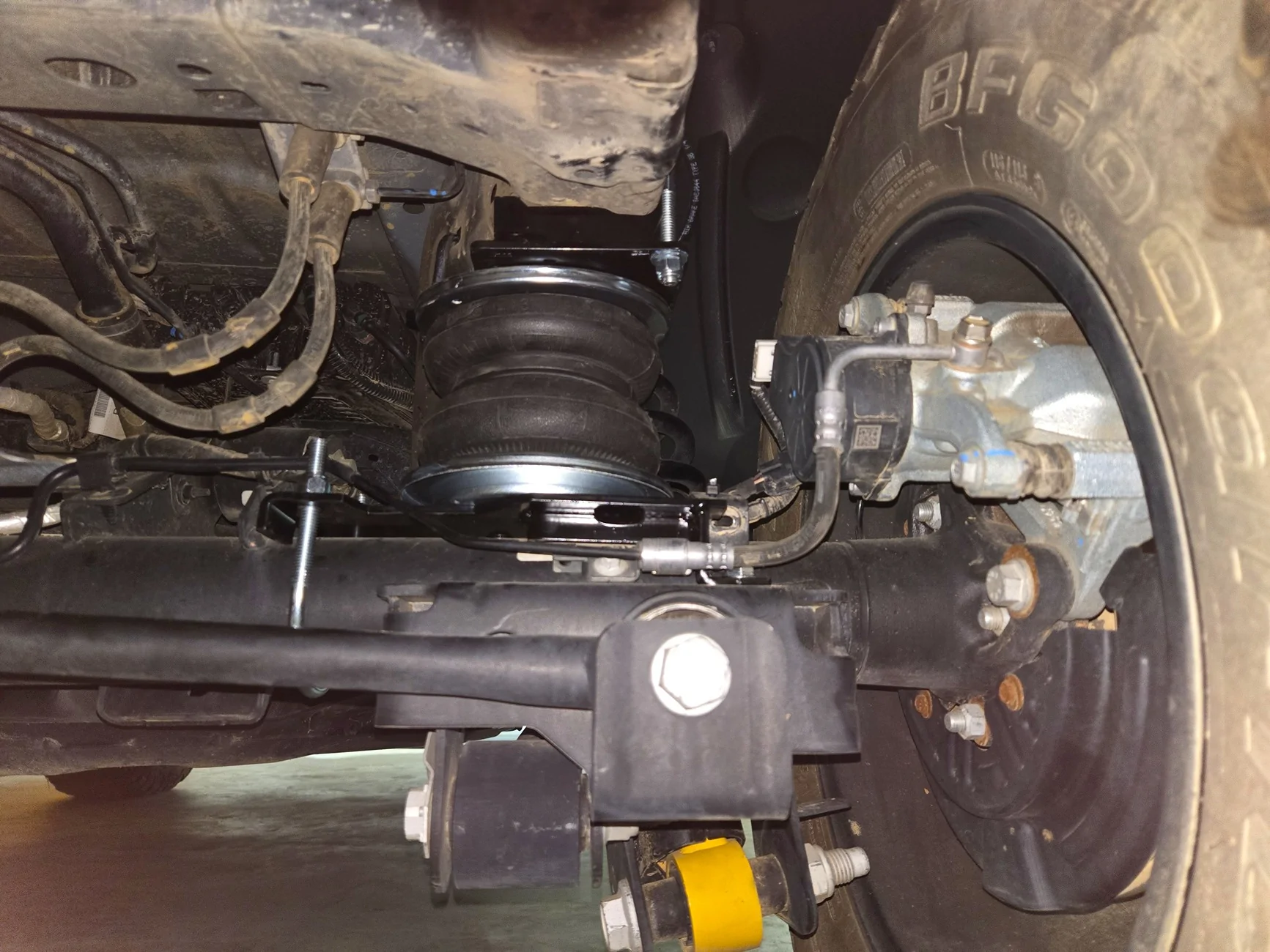Air bag rear.webp