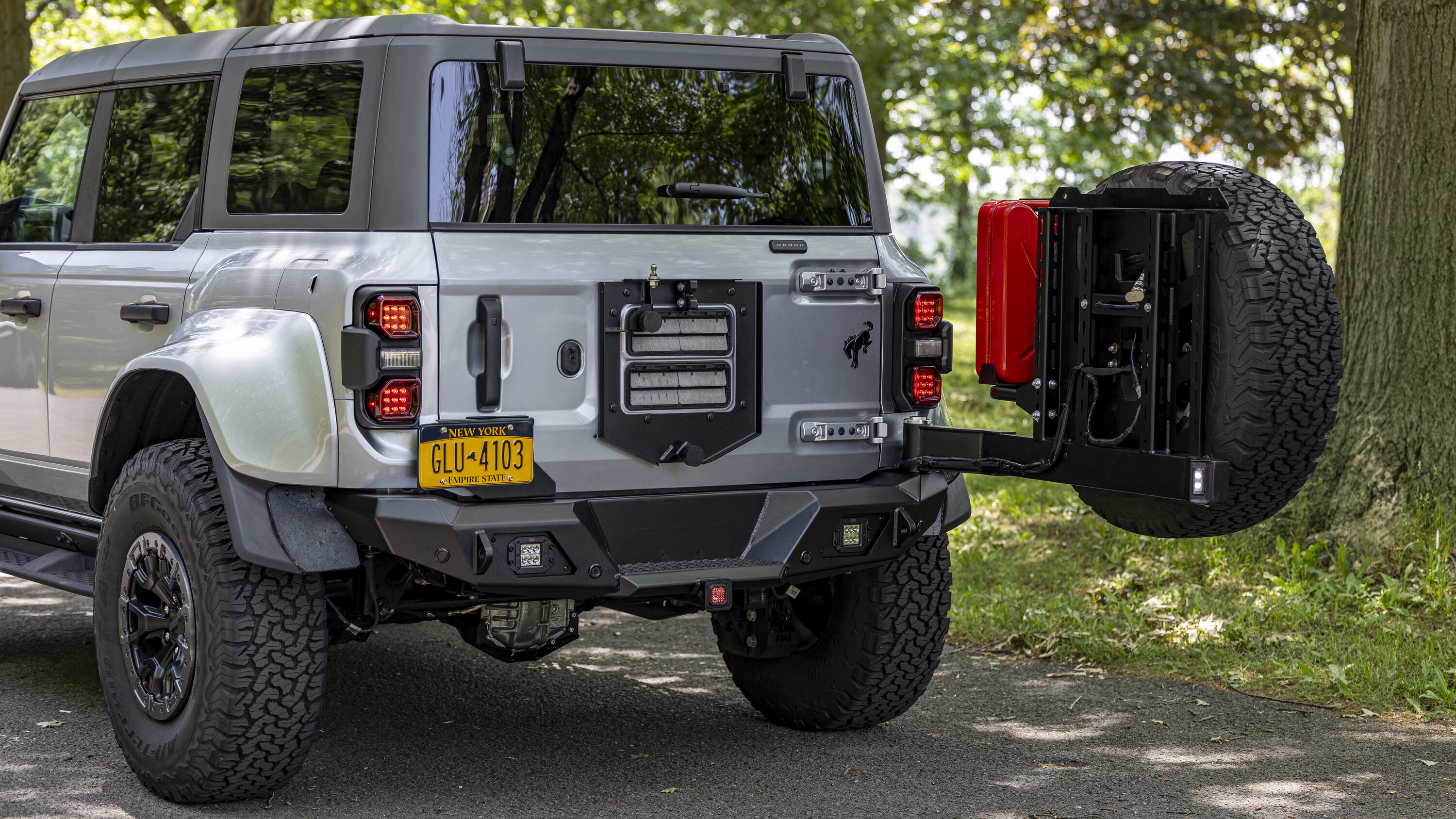 Ford Bronco ICONIC SILVER Bronco Club 5P1A3471%20copy-4K