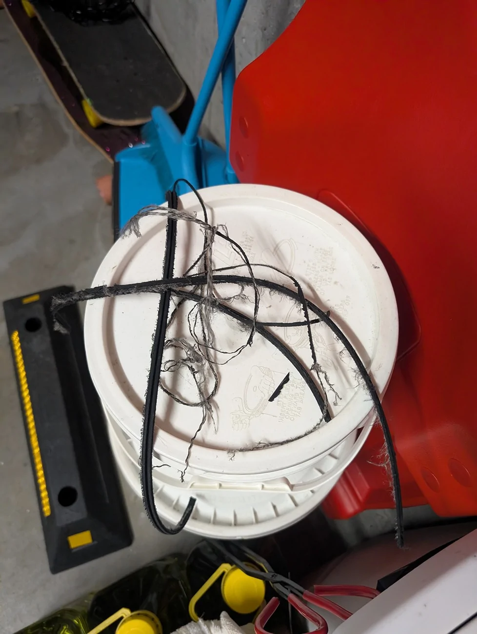Ford Bronco Accessories belt blew up (2.7L engine) 1000043145