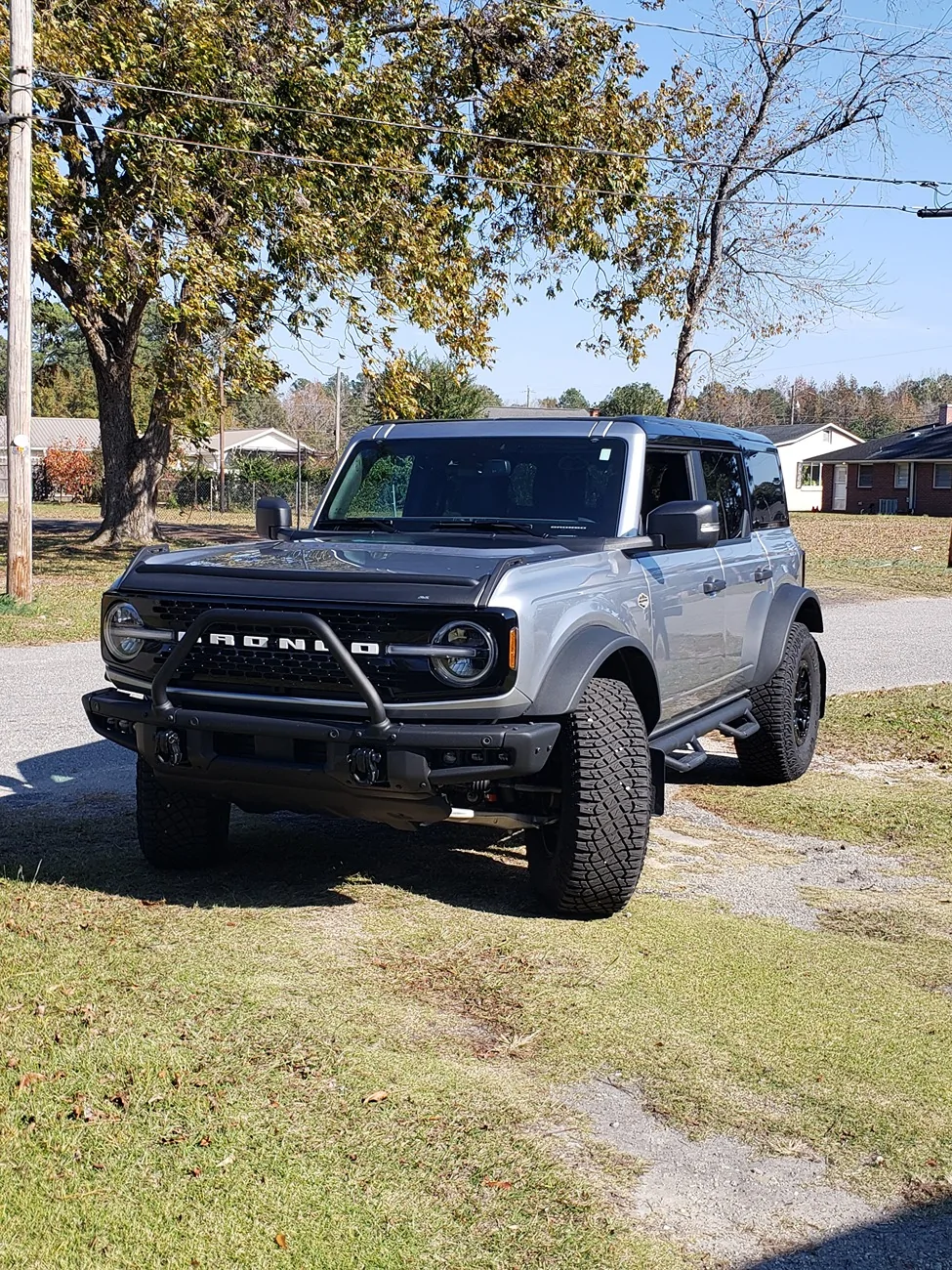 Ford Bronco ICONIC SILVER Bronco Club 20251116_122513