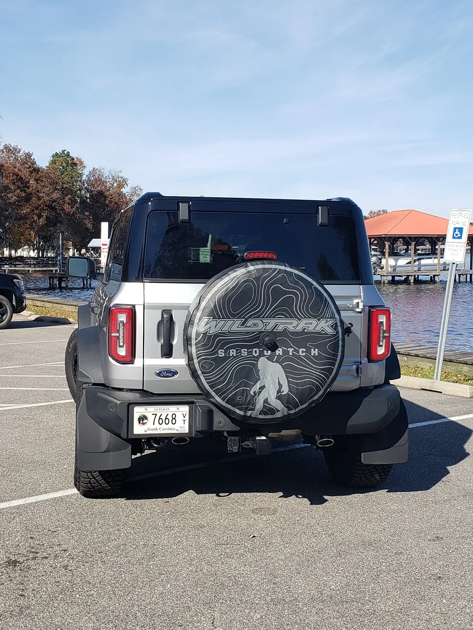 Ford Bronco ICONIC SILVER Bronco Club 20251118_130809