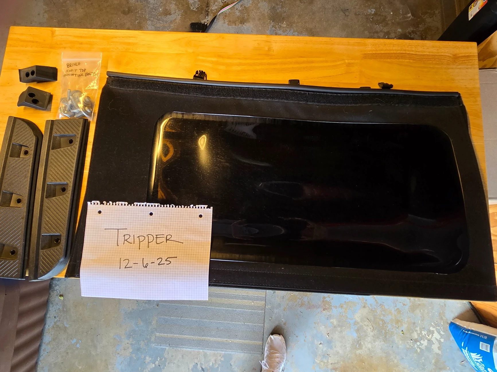Ford Bronco 4DR Soft Top and New Gearshade top 1000021154