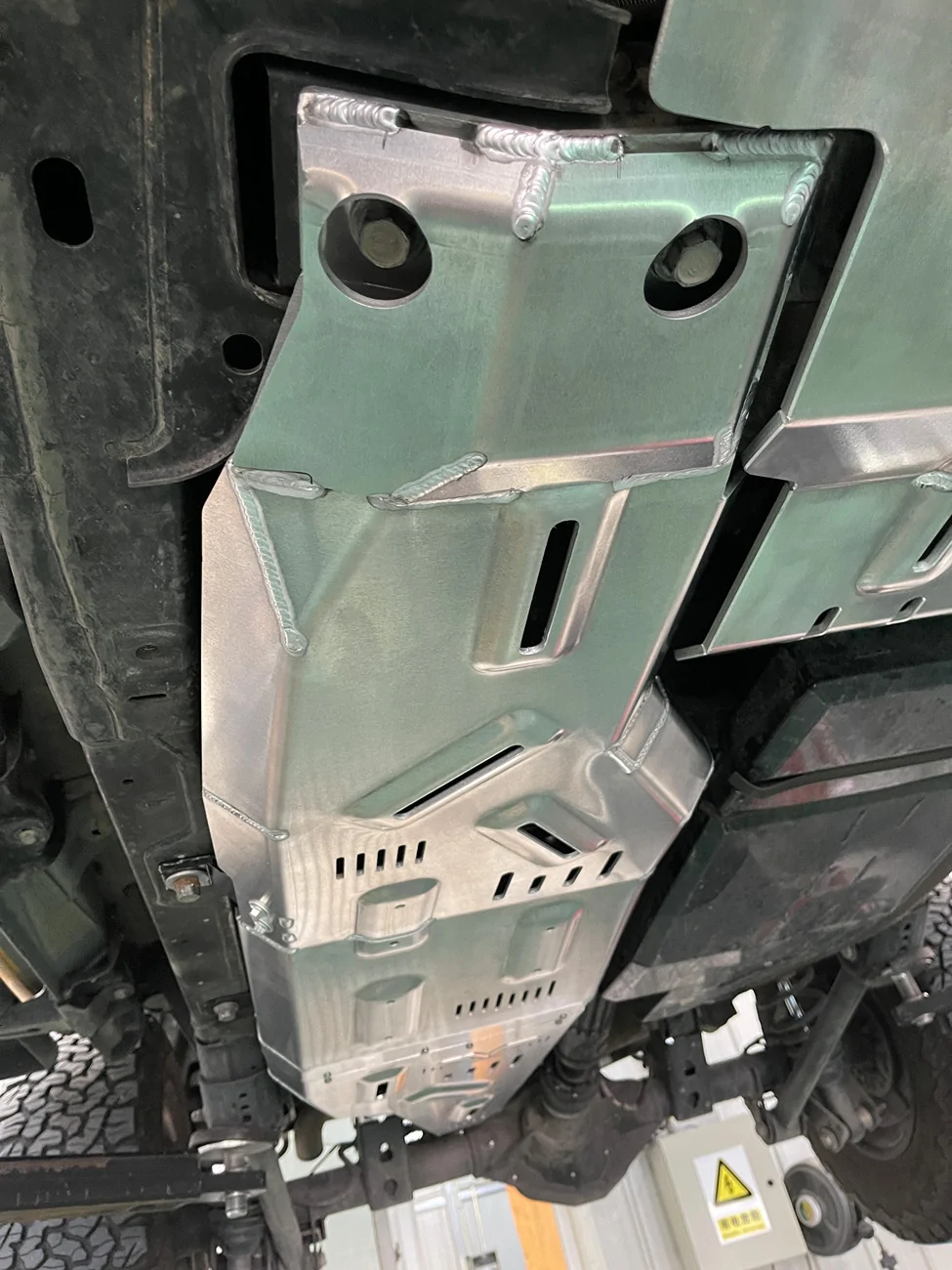 Ford Bronco Long Range Fuel Tank 30 gallons ordered [ADMIN WARNING: NO POLITICS] 1 (4)