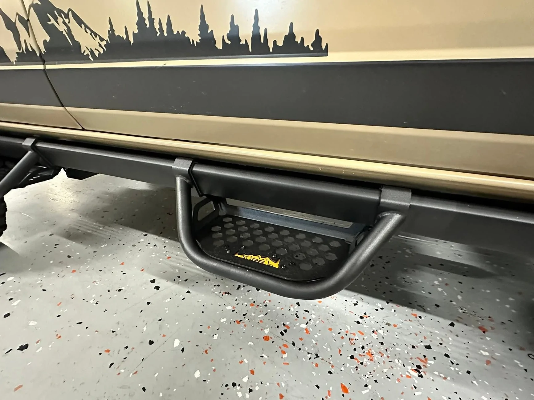 Ford Bronco New Product Release: IAG Off-Road V3 Drop Down EZ-Step Add-on Side Steps 1765460358164-ek