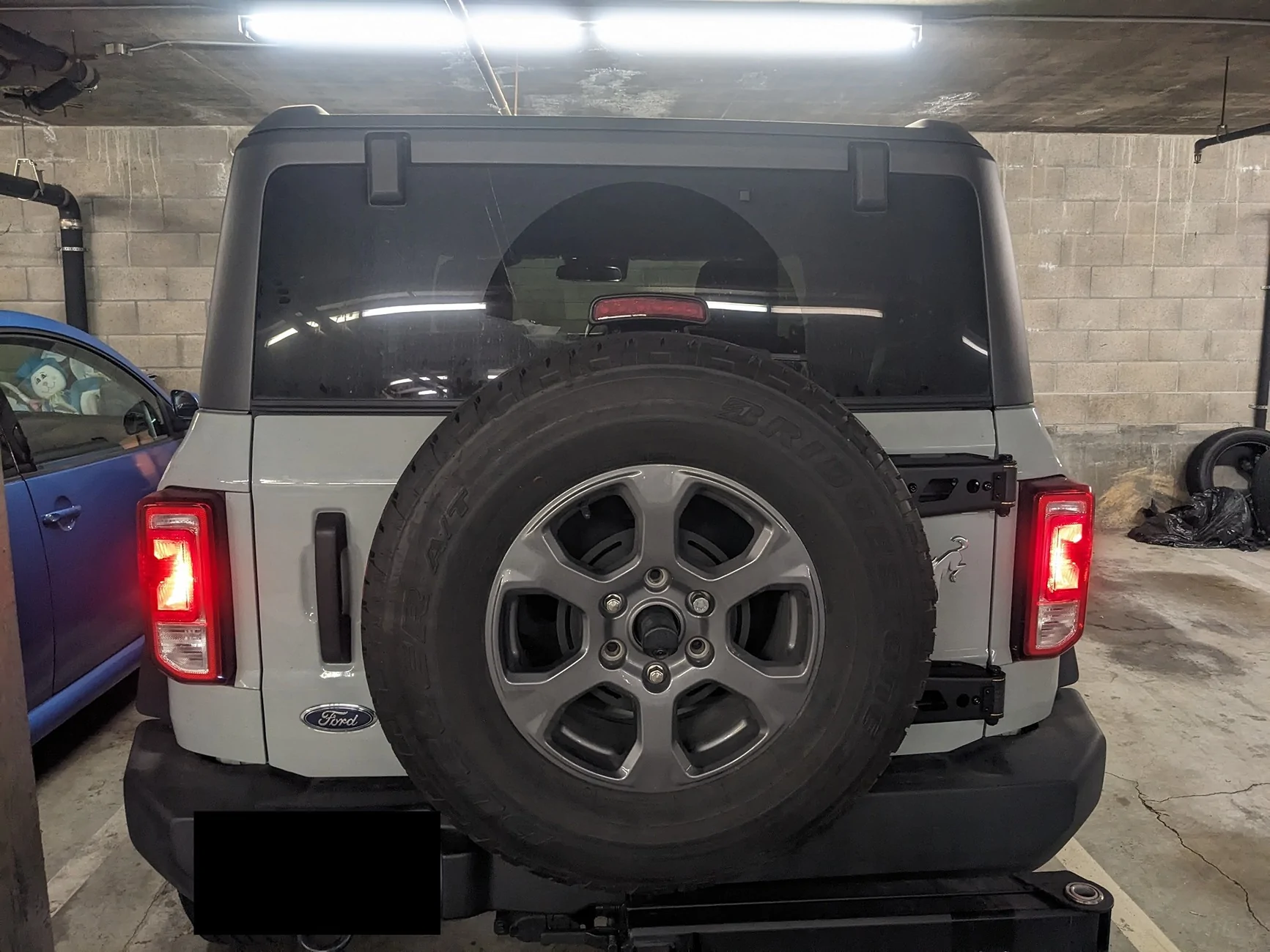 Ford Bronco Turn Offroad Tailgate Reinforcement fit problem tailgate alignment