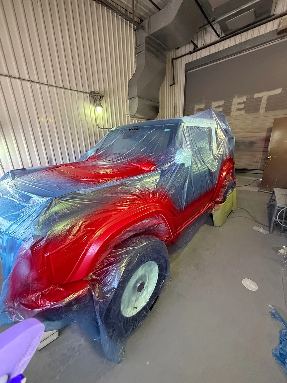 Ford Bronco Bronco Ranger gets painted stripes. IMG_1878
