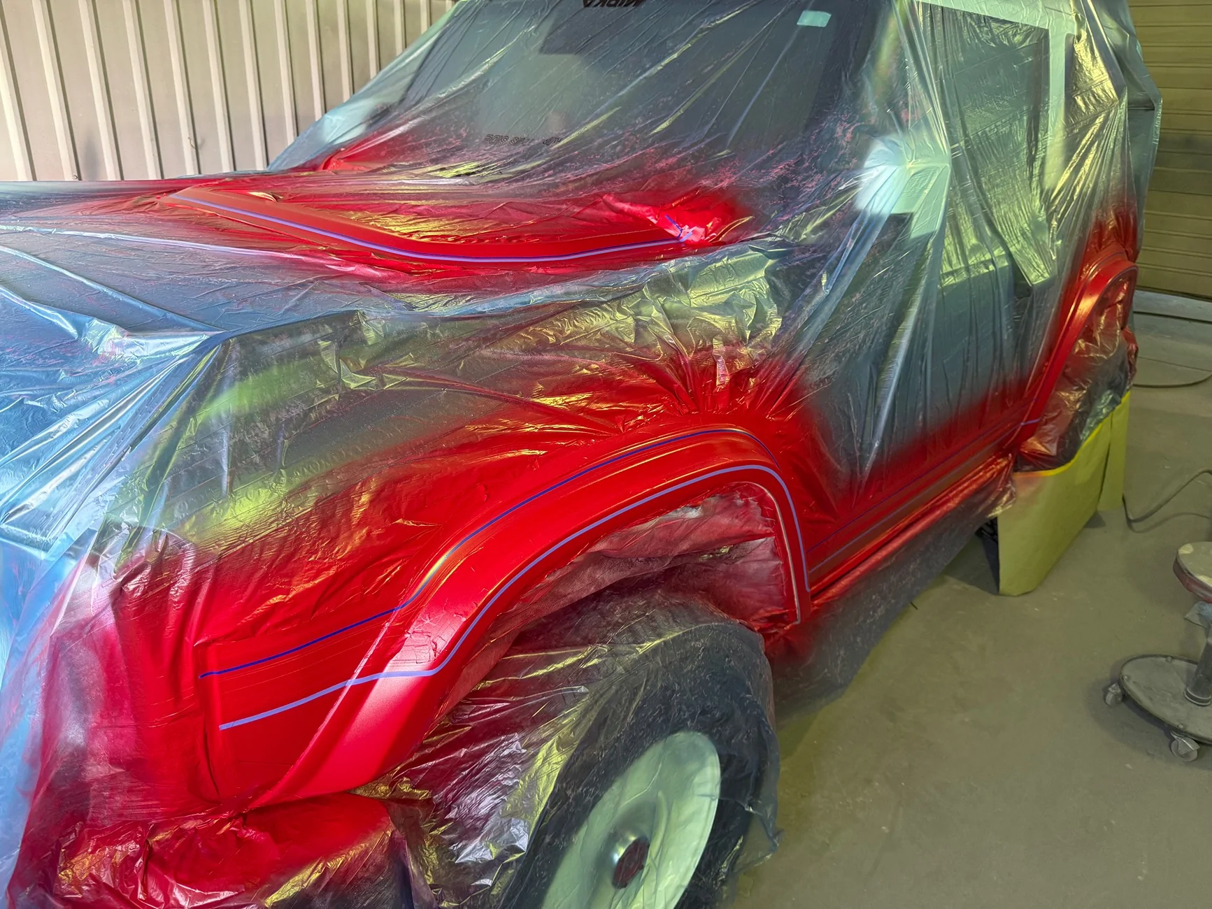 Ford Bronco Bronco Ranger gets painted stripes. IMG_1879