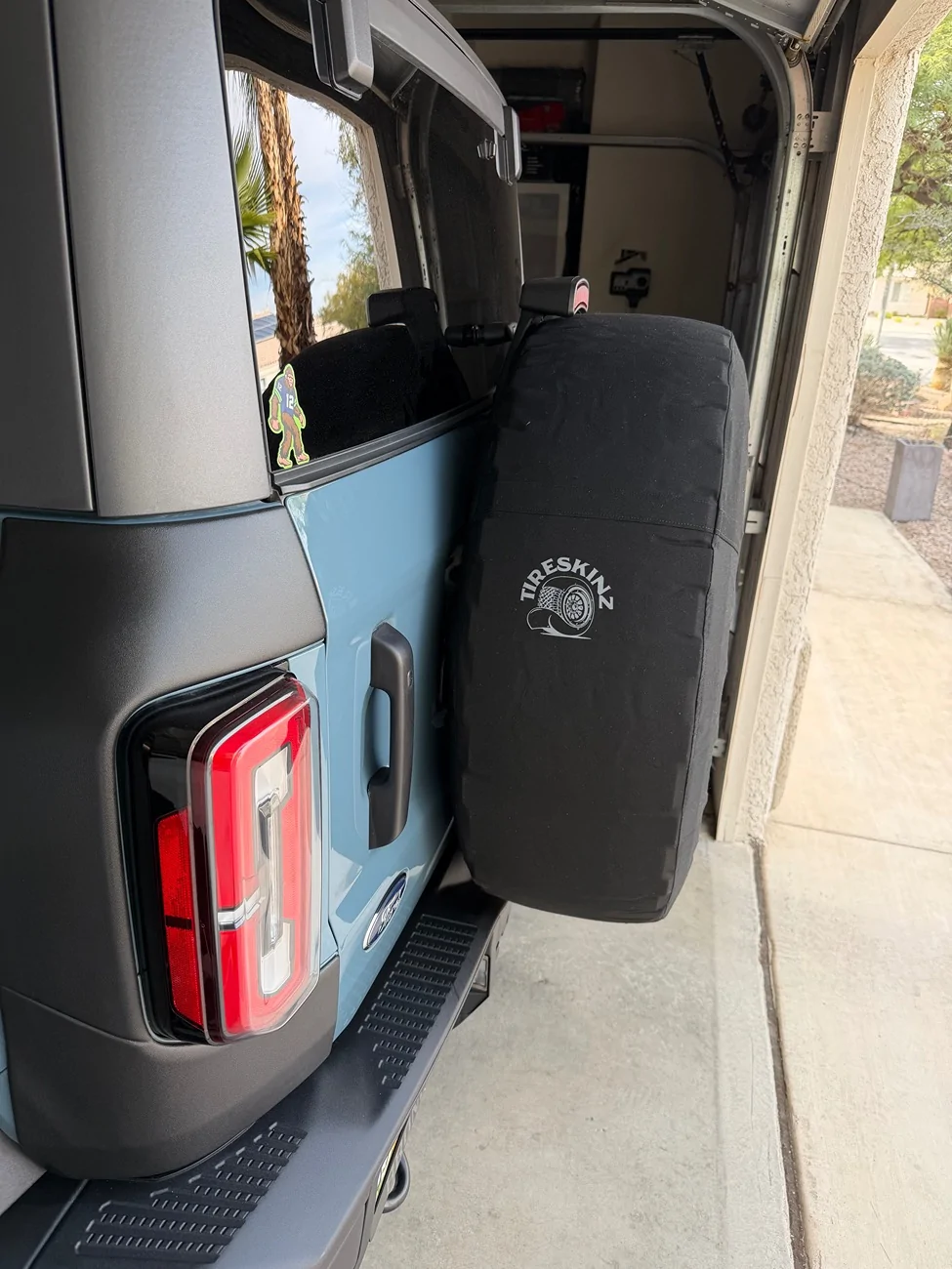 Ford Bronco Bronco spare tire cover recommendations? IMG_7383