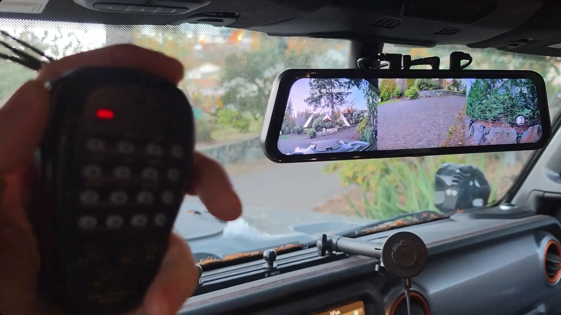 Ford Bronco How can electronic devices be protected from radio interference? radio&dashcam