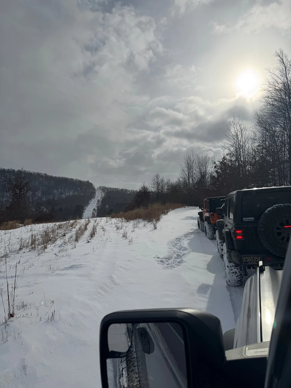 Ford Bronco PA Xmas Snow Wheelin’ w/ 1 Bronco + 6 Jeeps IMG_1204