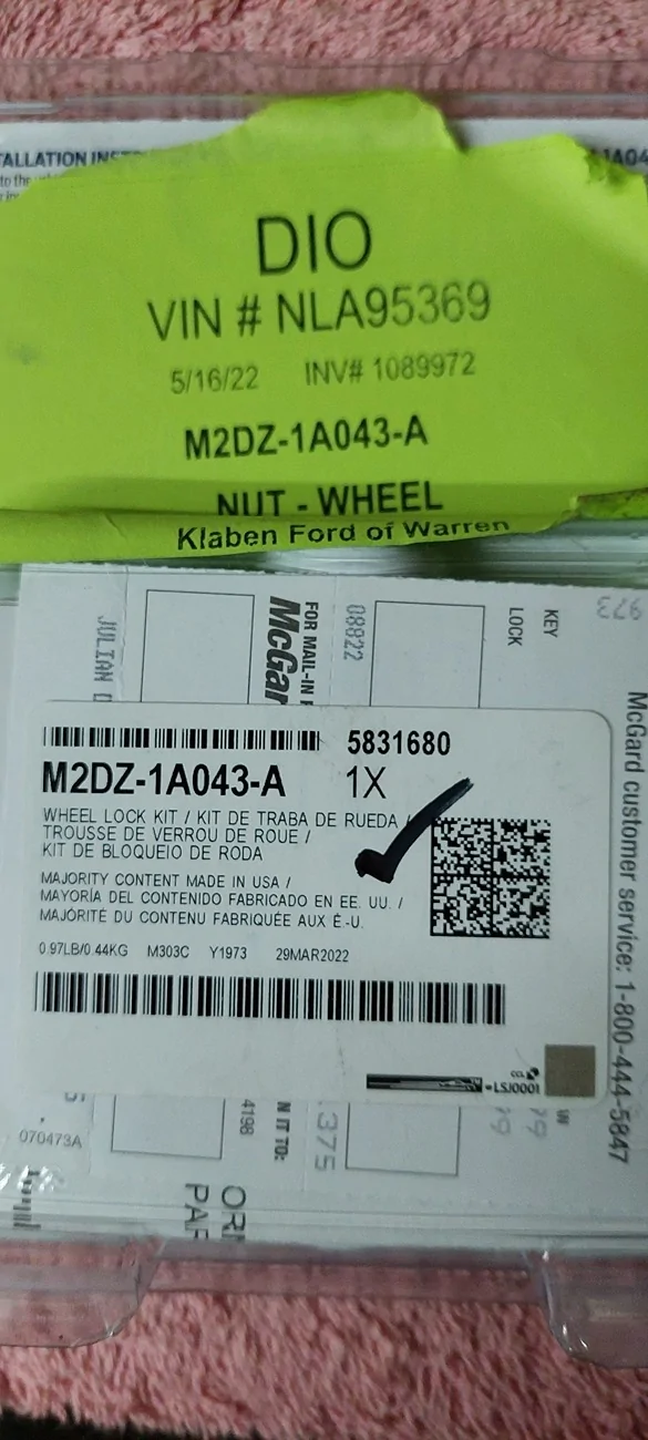 Ford Bronco Those with McGard wheel locks, 20251215_201855