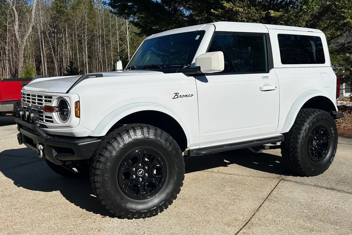 Ford Bronco OXFORD WHITE Bronco Club IMG_2783