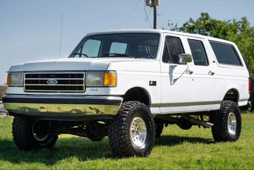 Ford Bronco Why not? They used to be... kinda... Screenshot 2025-11-20 235247