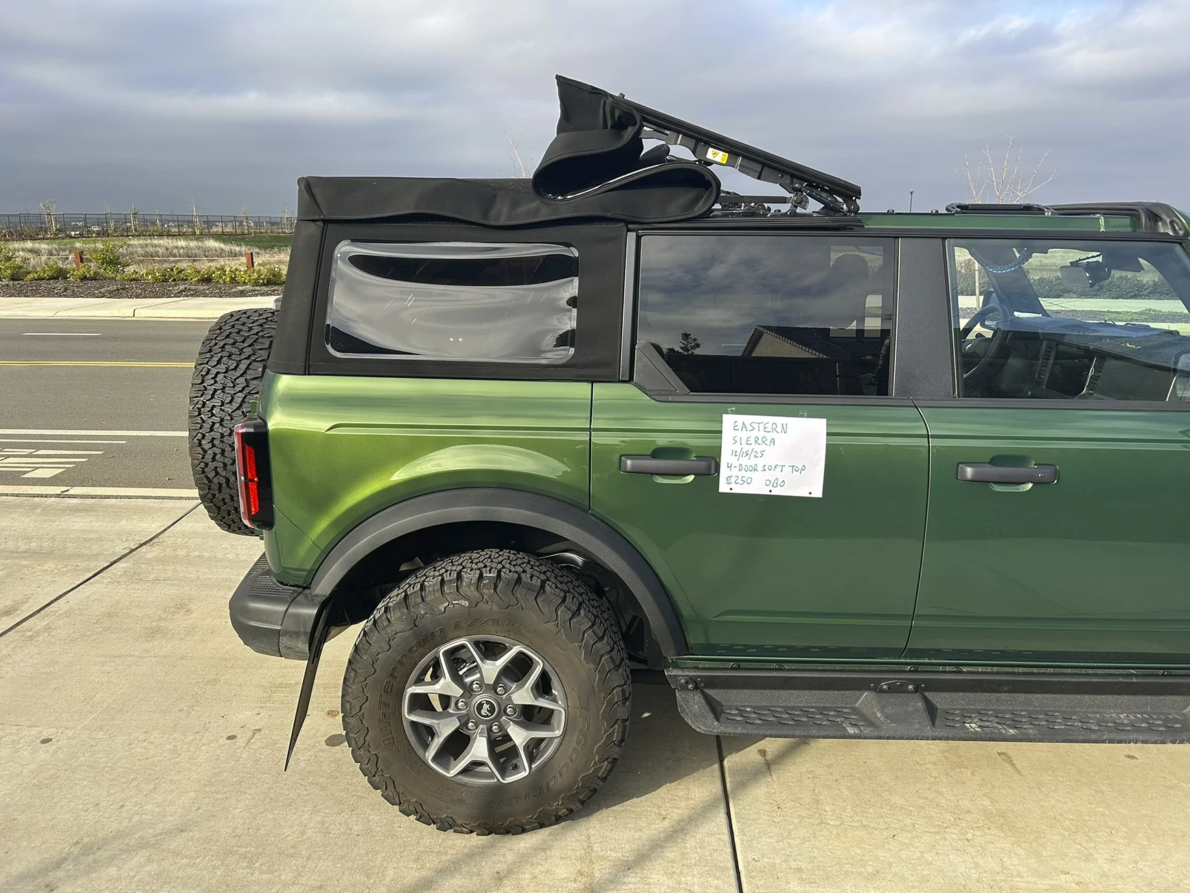 Ford Bronco 2025 OEM Soft Top - $250 OBO IMG_1668