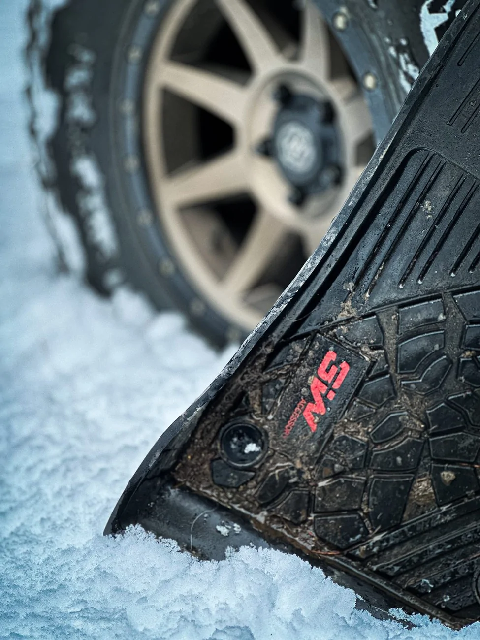 Ford Bronco #lastminuteshopping — 35% OFF Xmas Gifts for Car Guys! 3wliners199287CB-F600-48E2-8893-0D835DF6332F