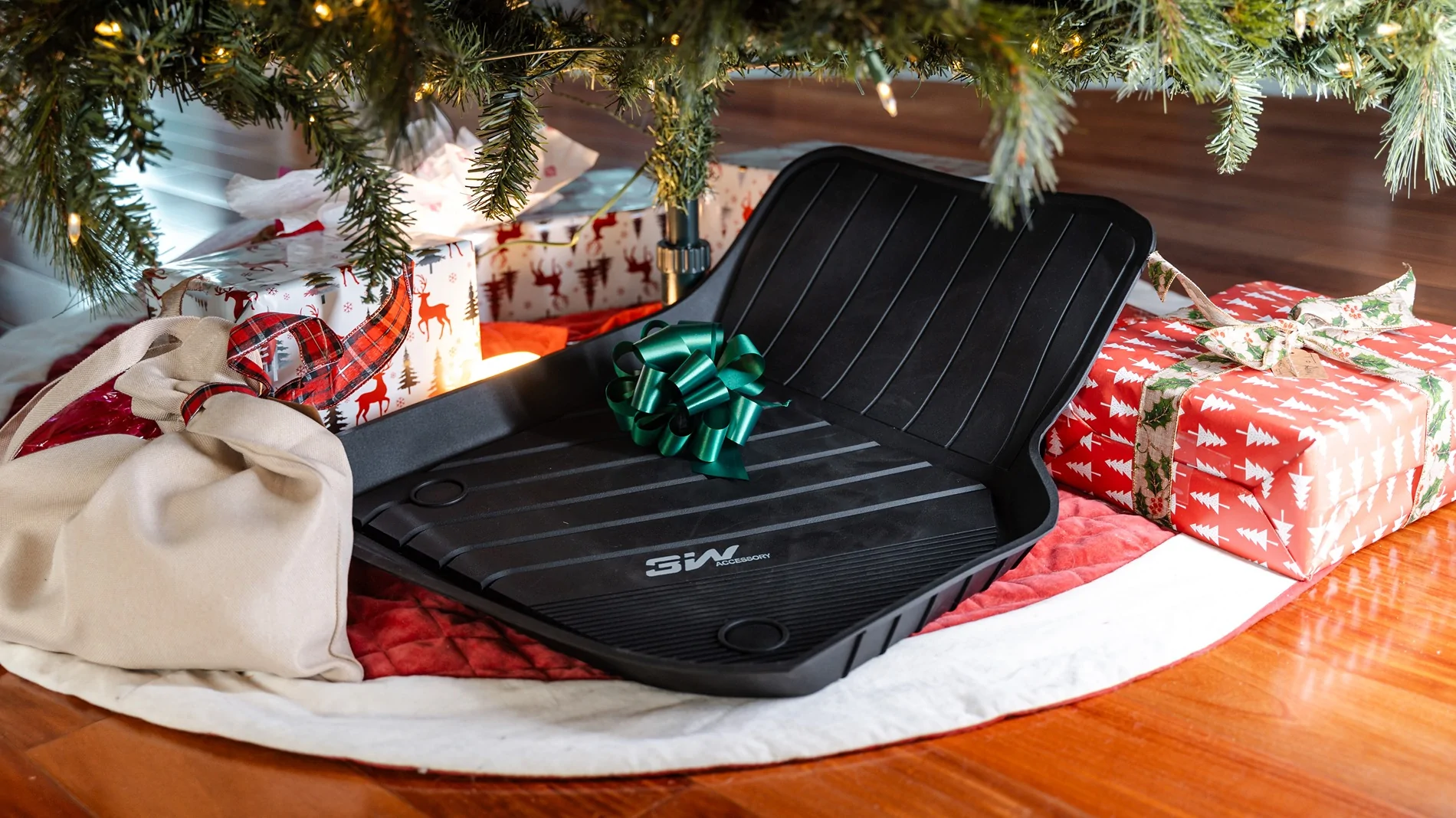 Ford Bronco #lastminuteshopping — 35% OFF Xmas Gifts for Car Guys! caleb moll3WLiners-Christmas-11