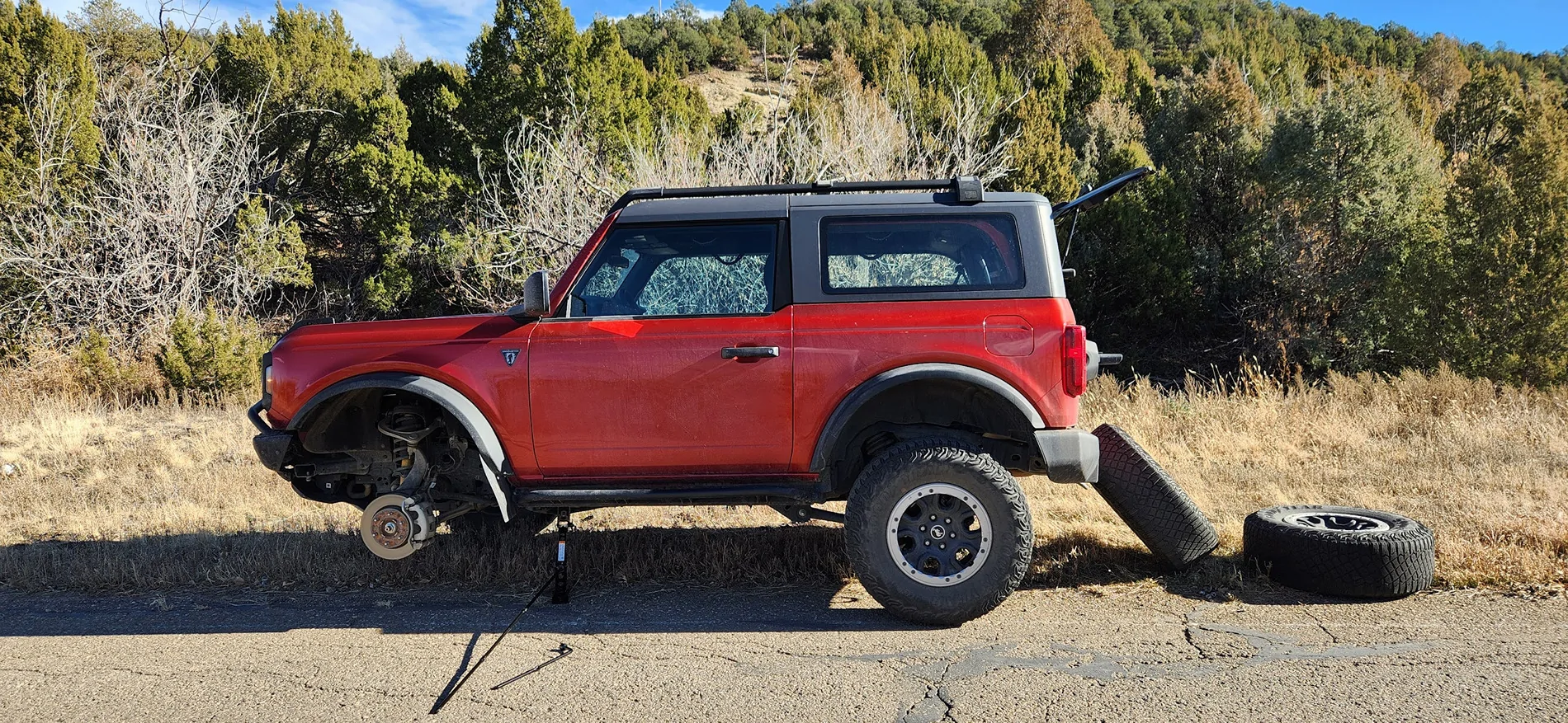 Ford Bronco Caught my first flat .. 20251217_131626