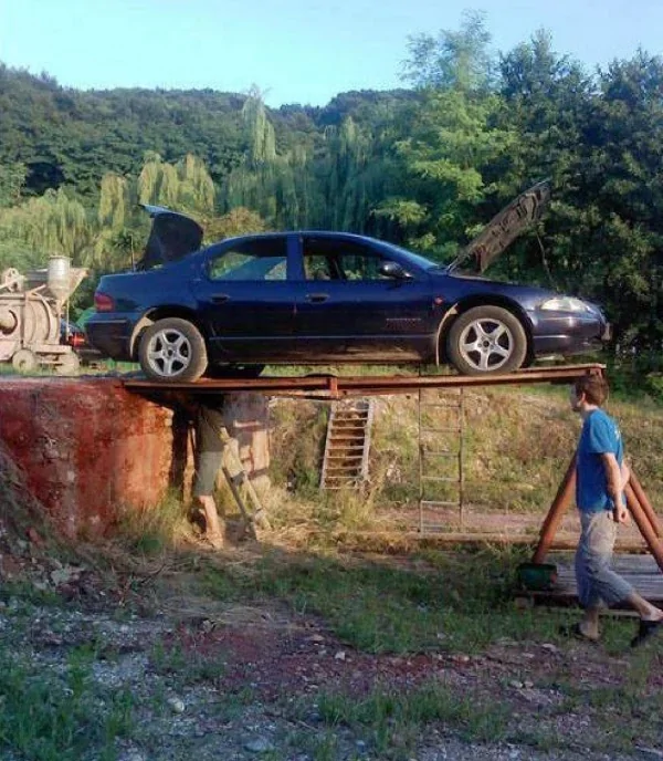 Ford Bronco Caught my first flat .. 1766423131875-vt