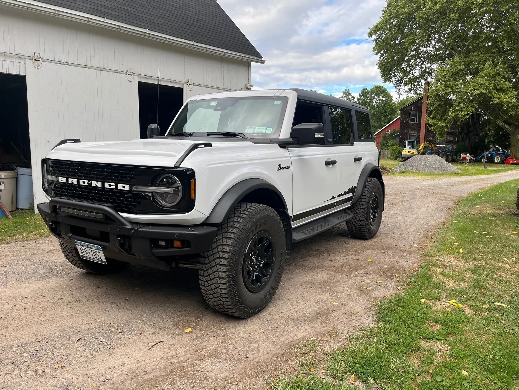 Ford Bronco Fender flare replacement IMG_8394