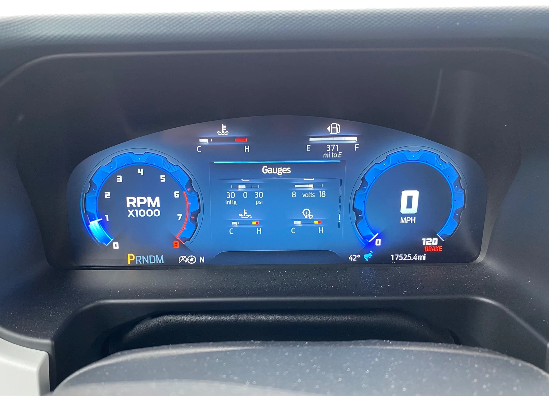 Ford Bronco Gauge glitch: No bezel around RPMs IMG_4214