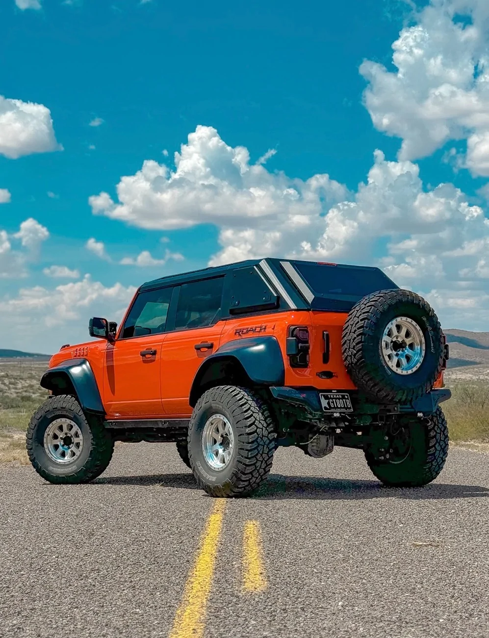 Ford Bronco Bronco Raptor "Roach" Build IMG_2035