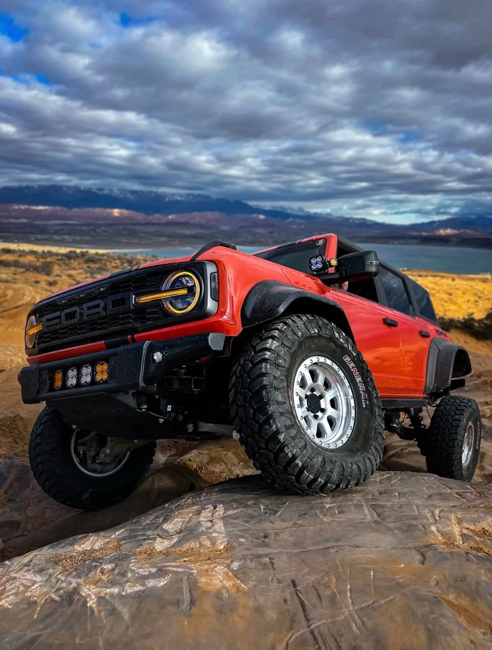Ford Bronco Bronco Raptor "Roach" Build IMG_2037