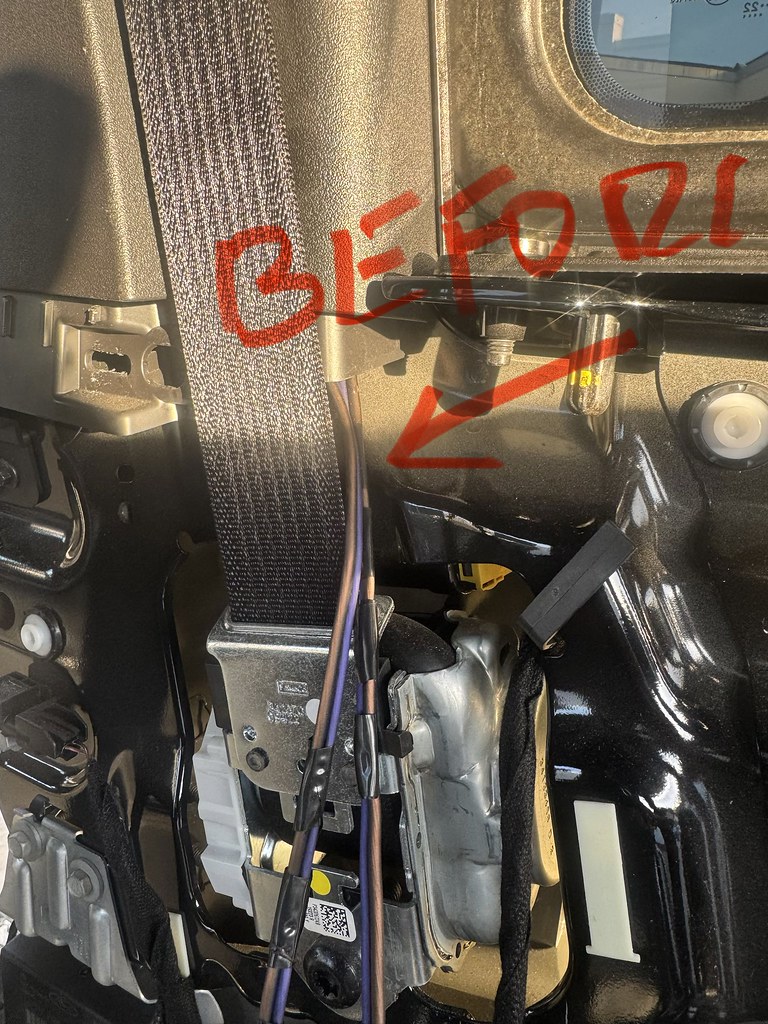 Ford Bronco 911 Stereo system rescue 55002910612_e9b8e34d03_b