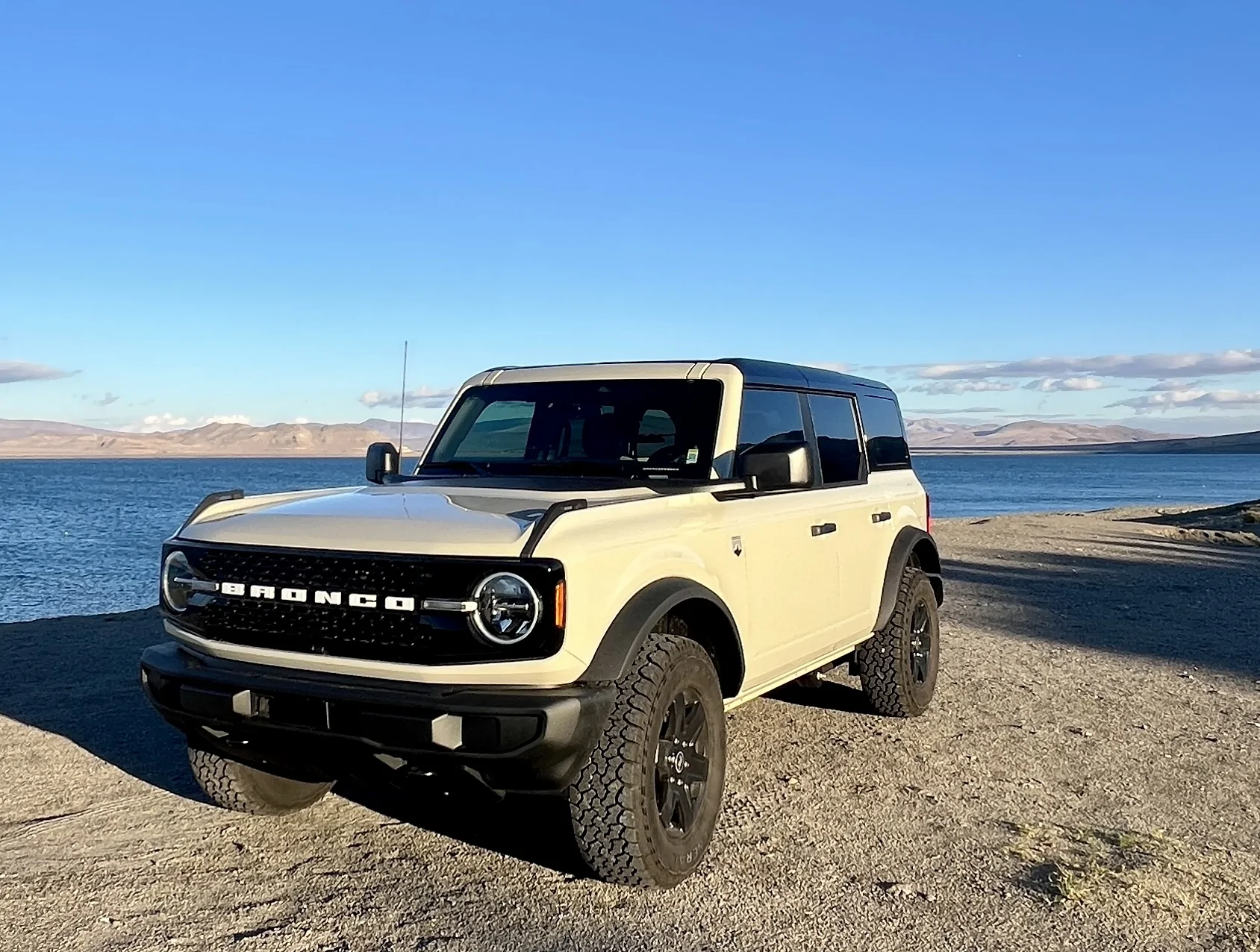 Ford Bronco Desert Sand Bronco Club IMG_1355