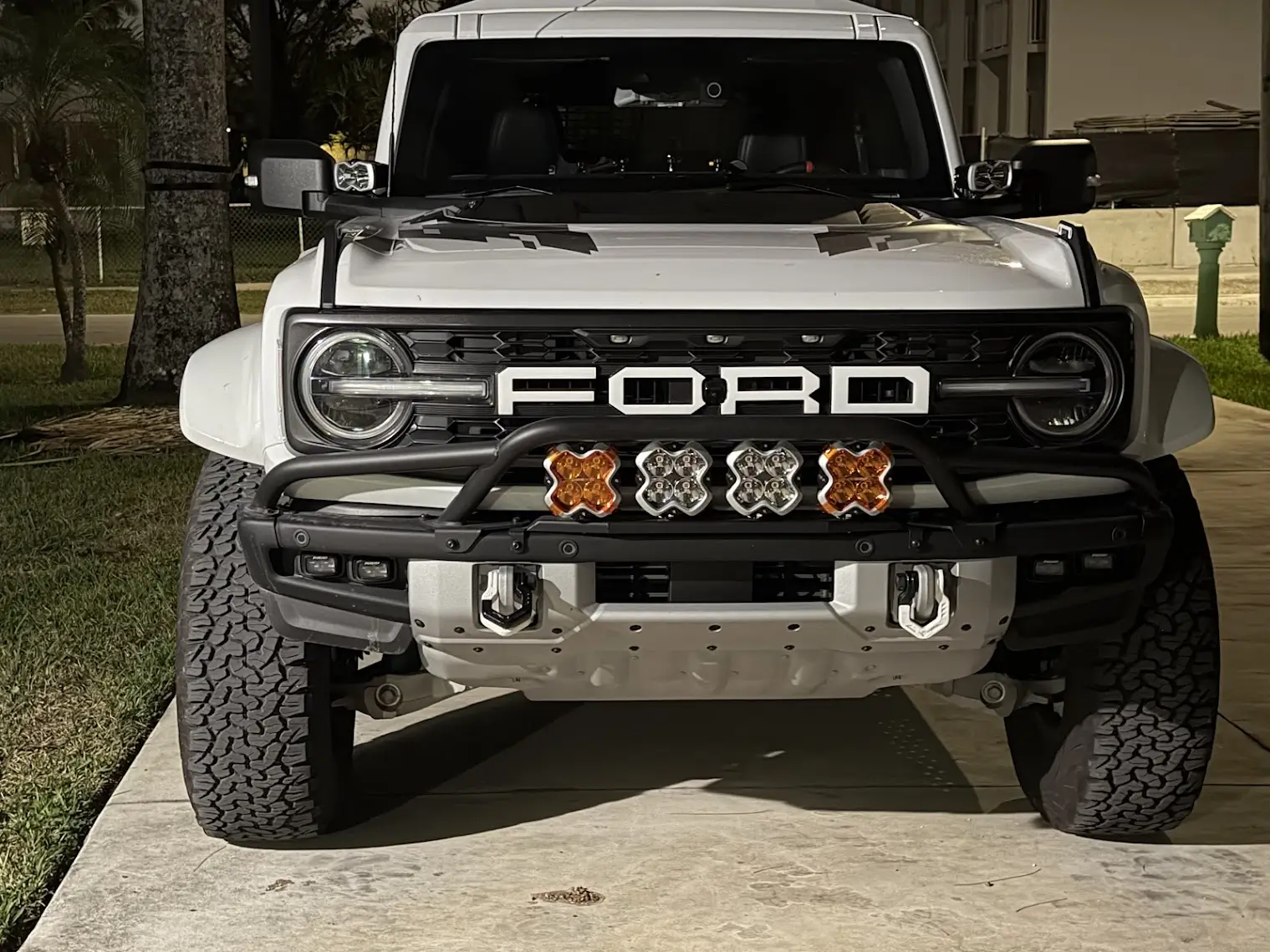 Ford Bronco What did you do TO / WITH your Bronco today? 👨🏻‍🔧🧰🚿🛠 1766796827323-c