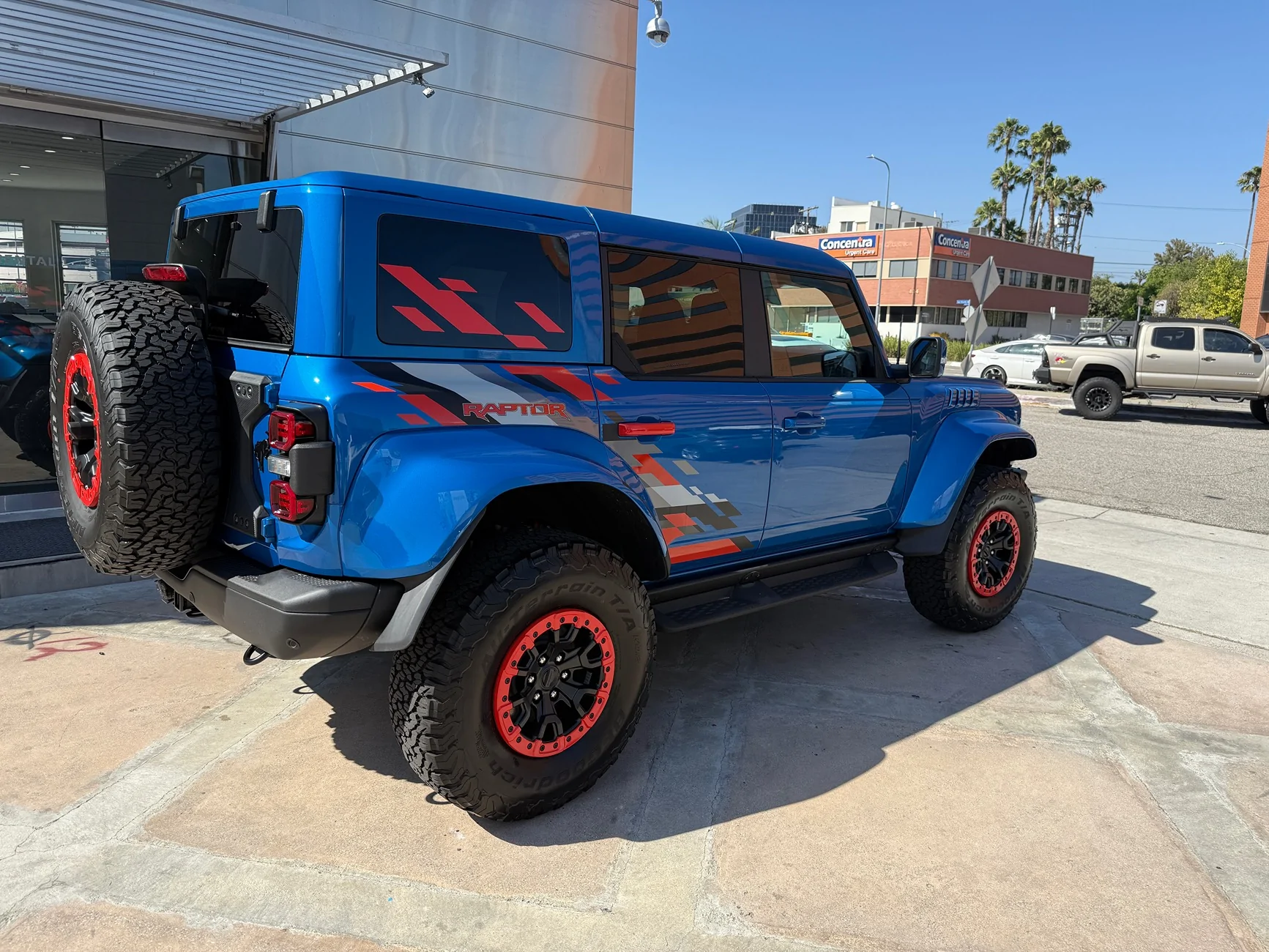 Ford Bronco Best Roof Color for Velocity Blue Body? IMG_1296