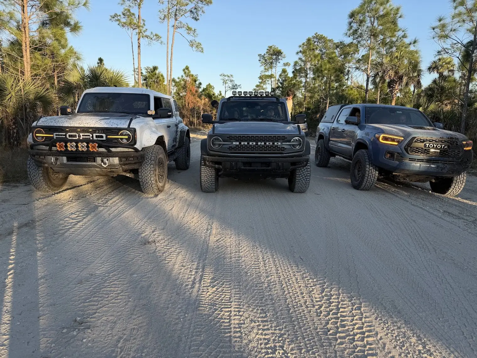 Ford Bronco What Did You Do To Your Bronco Raptor Today? 🔧 🧰 🪛 1766973699083-03