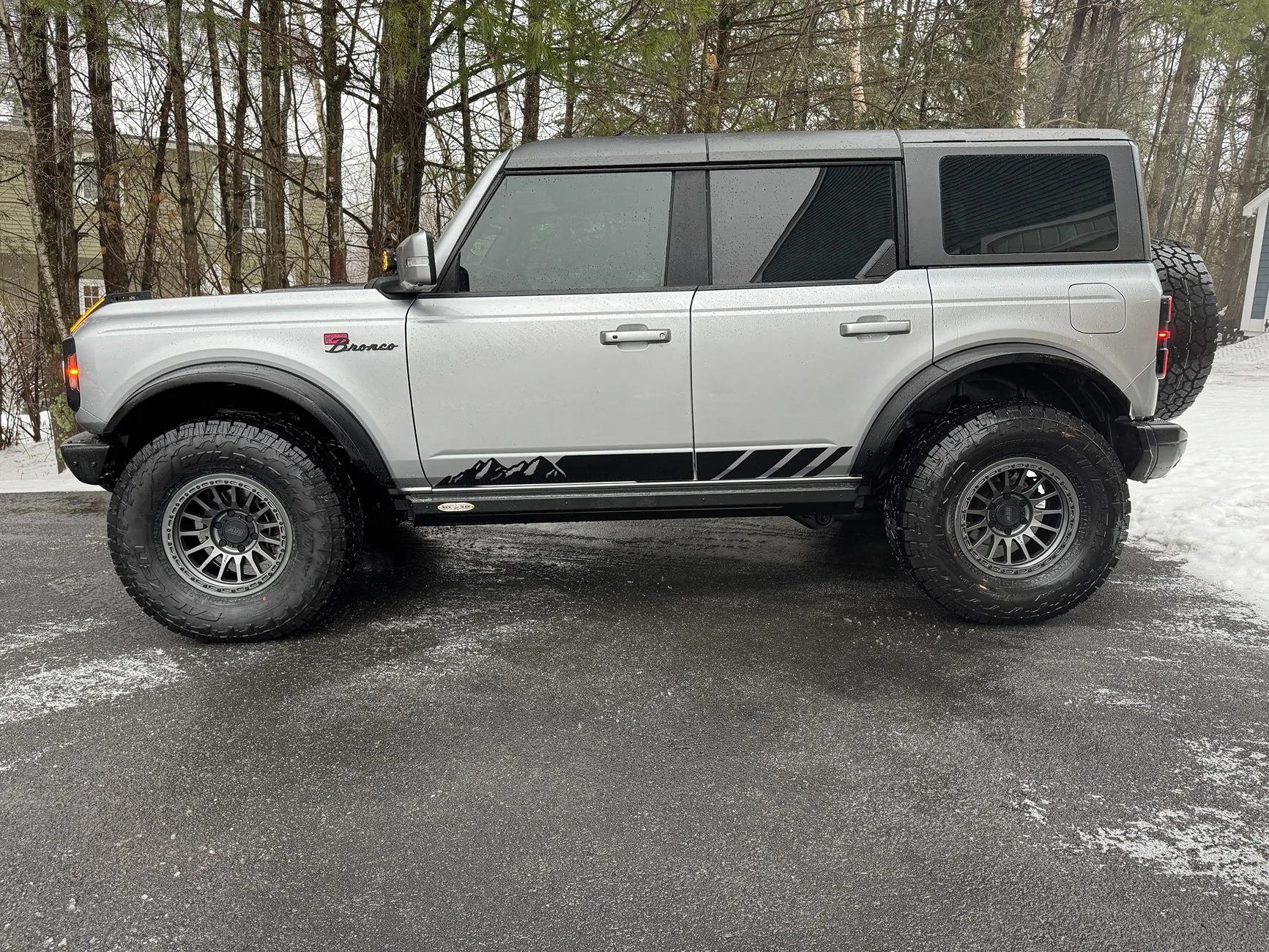 Ford Bronco Show us your installed wheel / tire upgrades here! (Pics) IMG_0784