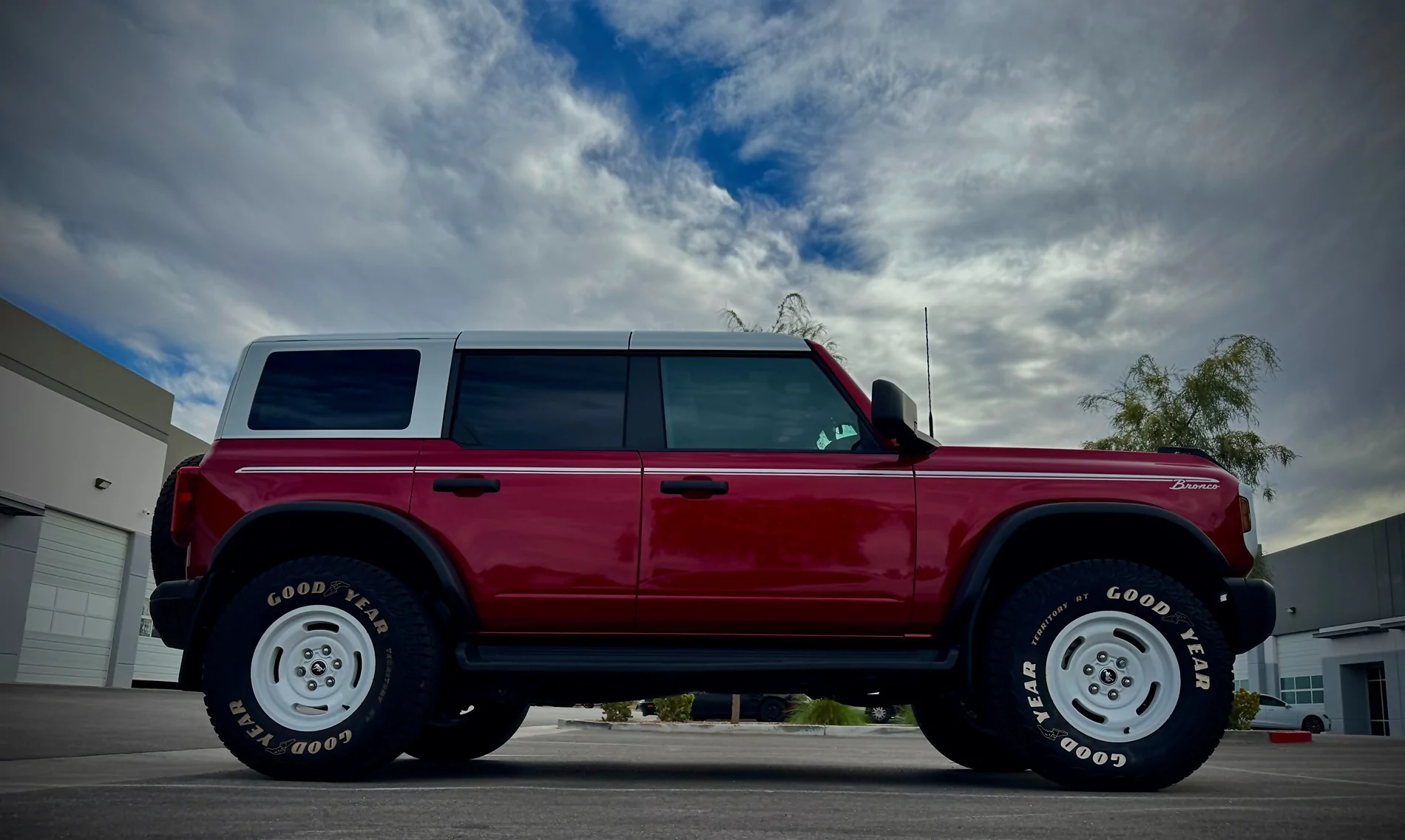 Ford Bronco Moardoor Monday: Let's See Them Four Doors IMG_3816