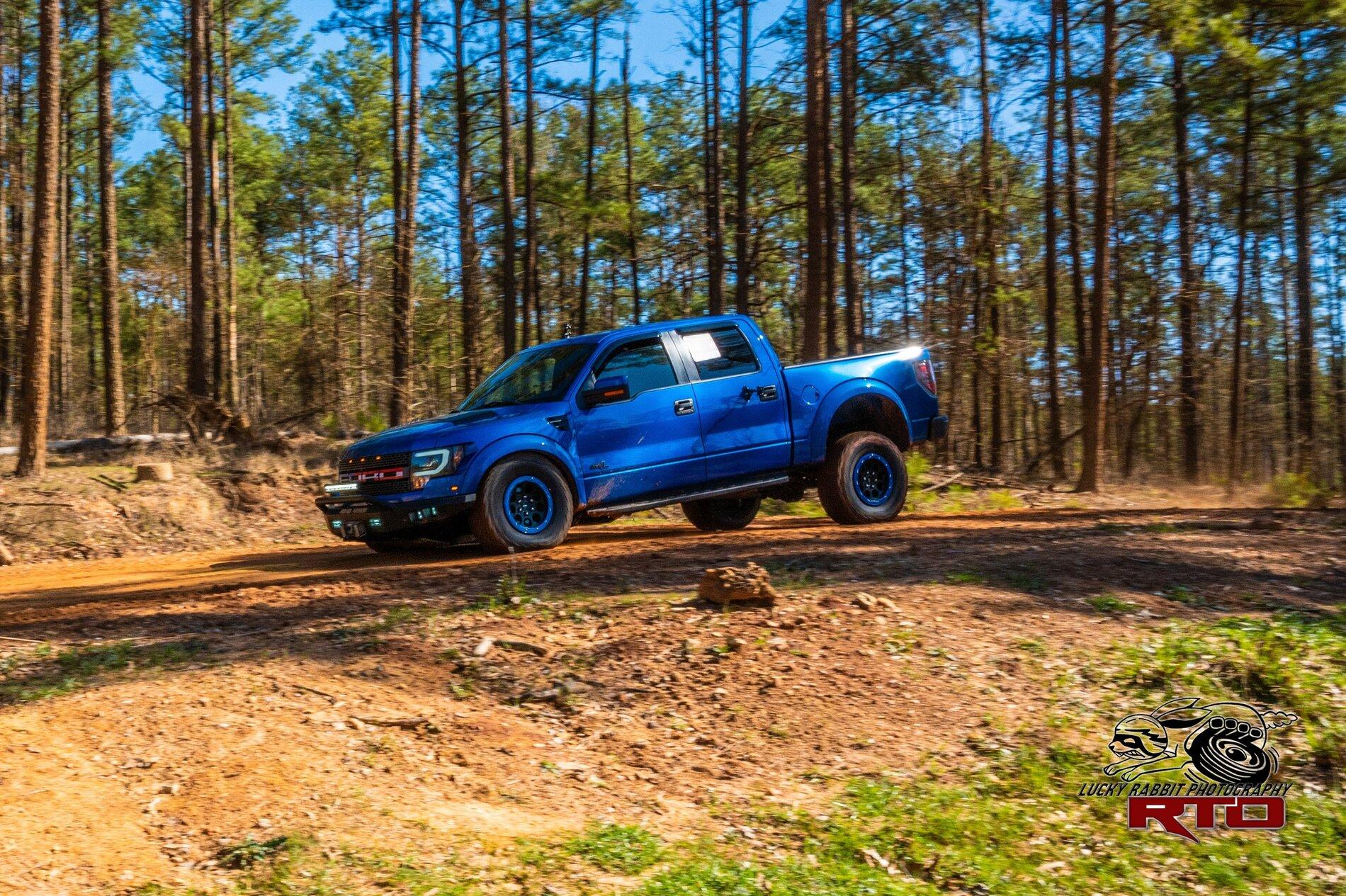 Ford Bronco How high/far would you safely jump? DSC_3538