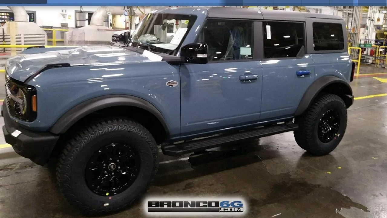 Ford Bronco Why does the 4-Dr look so long? BA3B8763-32C0-4C76-92A0-527F13C7EA0C