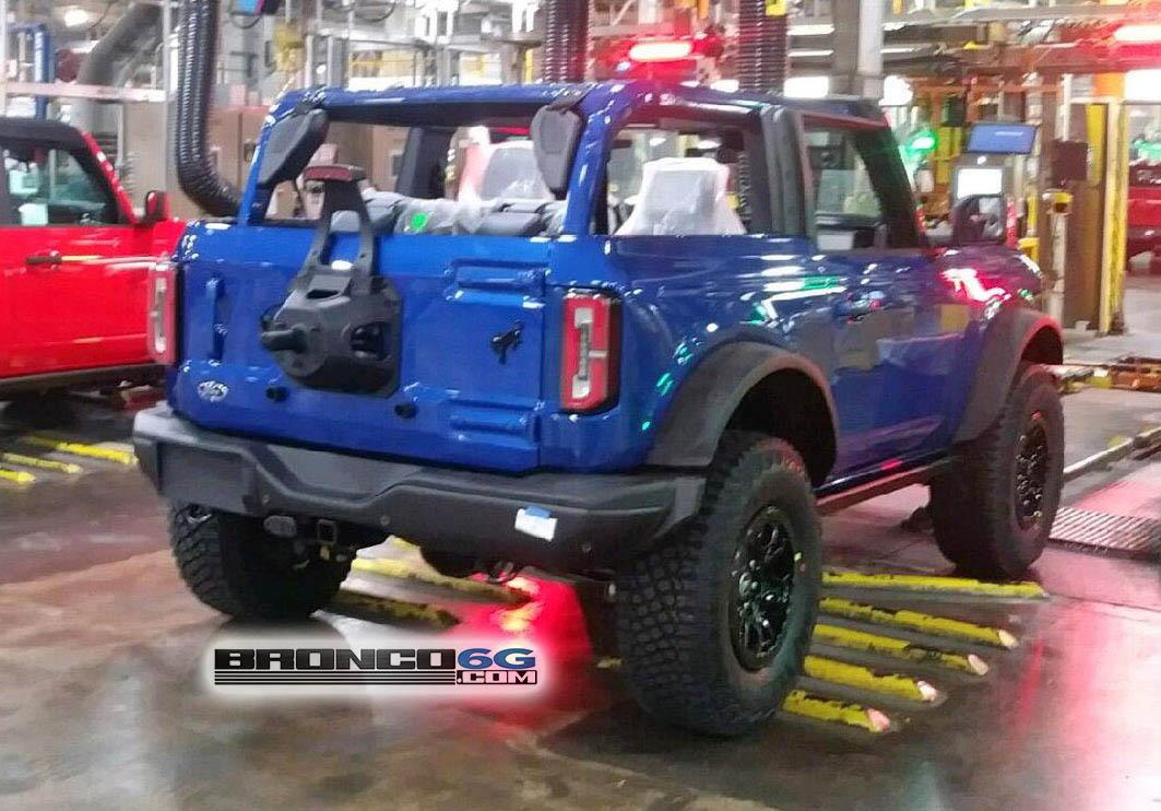 Lightning Blue Bronco First Edition Bronco 2-Door 2.jpg