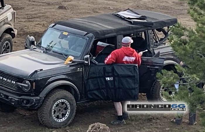 Ford Bronco Door Saddle Bags? 2021-ford-bronco-door-bag-jpe