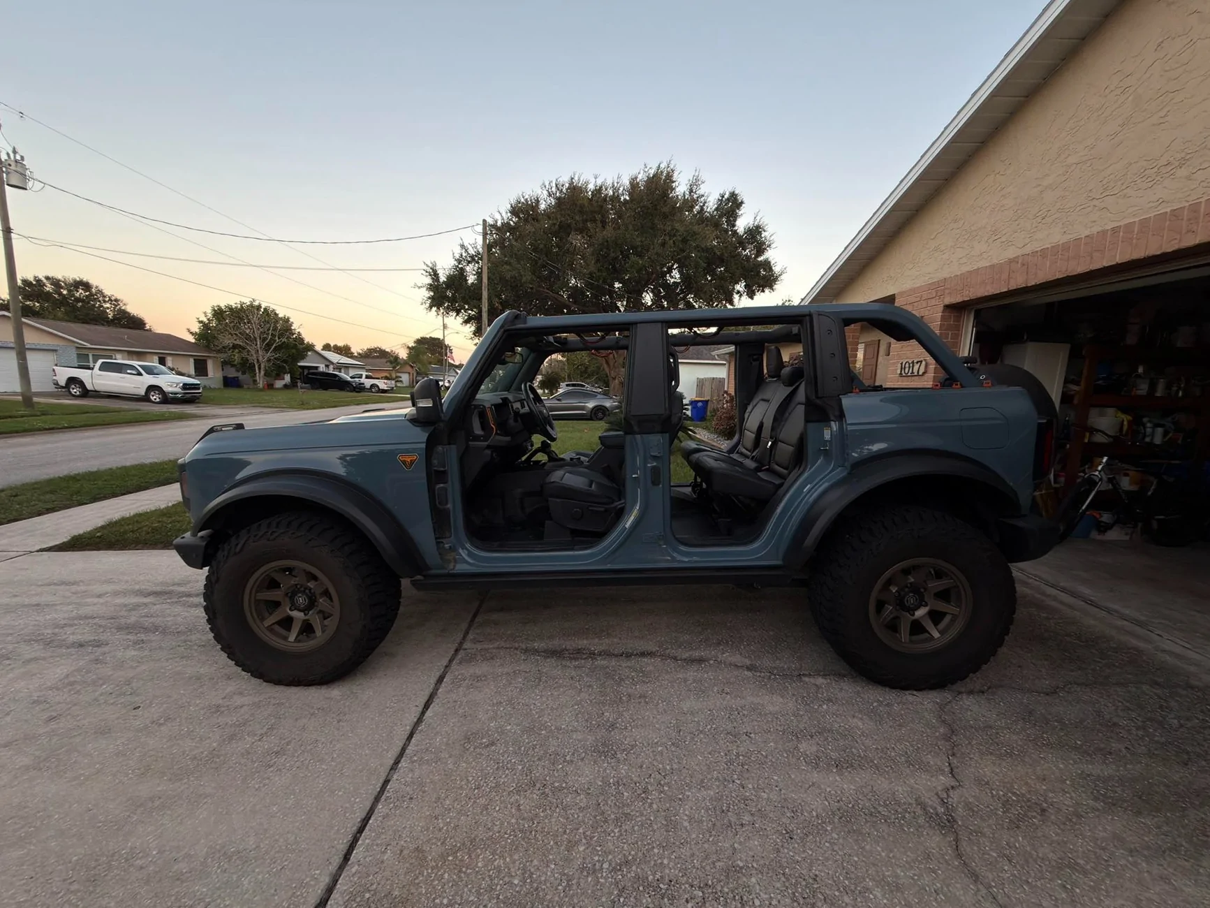 Ford Bronco Moardoor Monday: Let's See Them Four Doors 568403939_4377726702456626_6148101095605202729_n