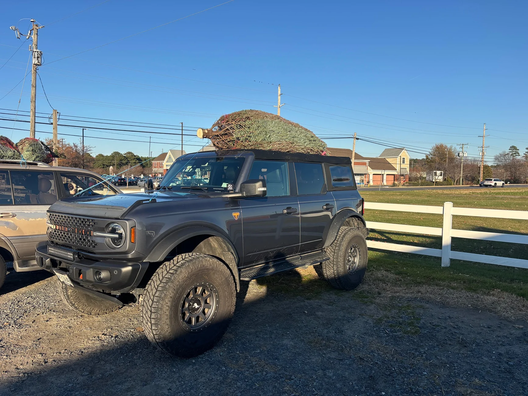Ford Bronco Moardoor Monday: Let's See Them Four Doors IMG_2015