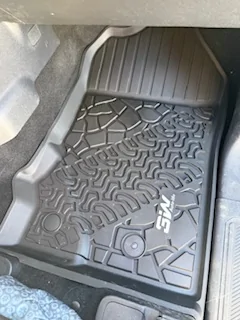 Ford Bronco 3Wliners floor mats, seat back liner, cargo area liner and pet seat cover review IMG_8723