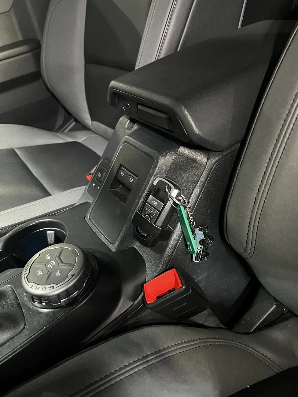 Ford Bronco What did you do TO / WITH your Bronco today? 👨🏻‍🔧🧰🚿🛠 20251230_203233870_iOS