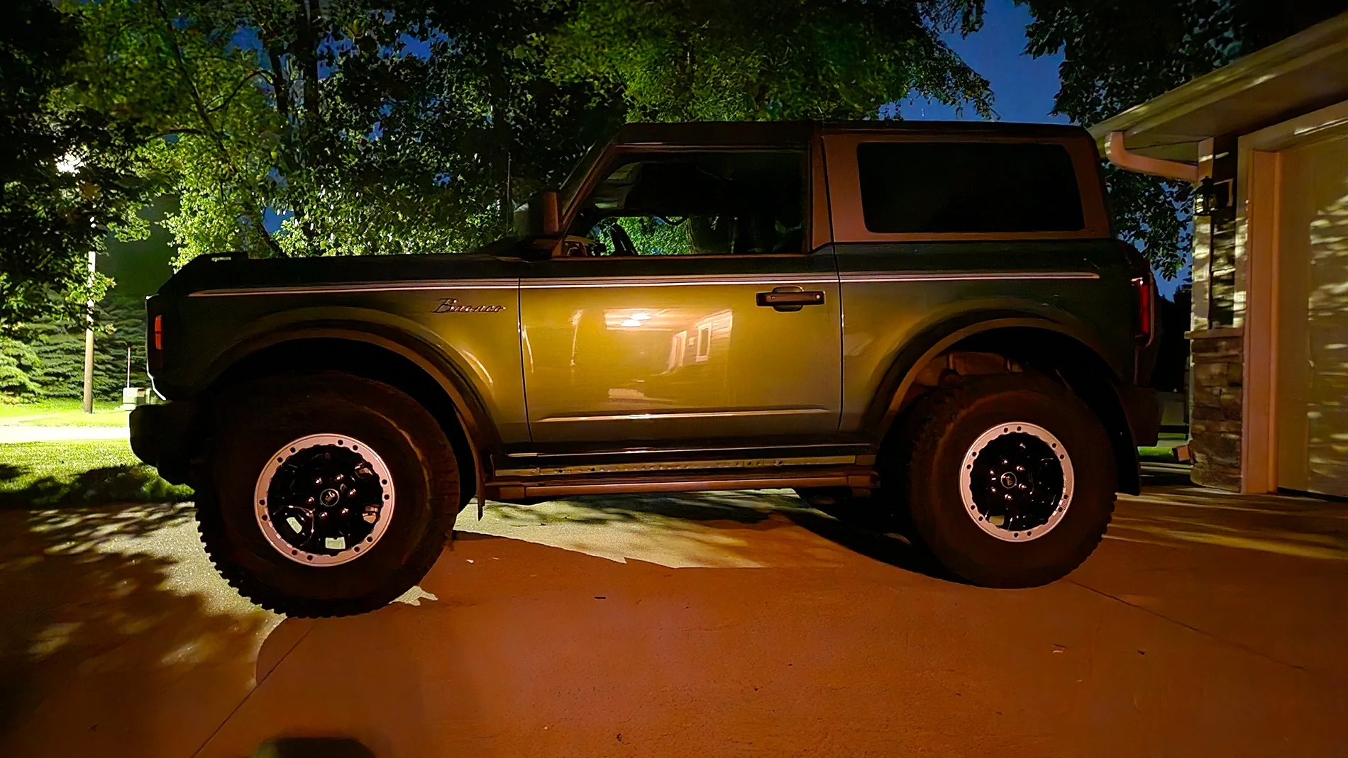 Ford Bronco Night Photography - Show yours! 20250618_225452
