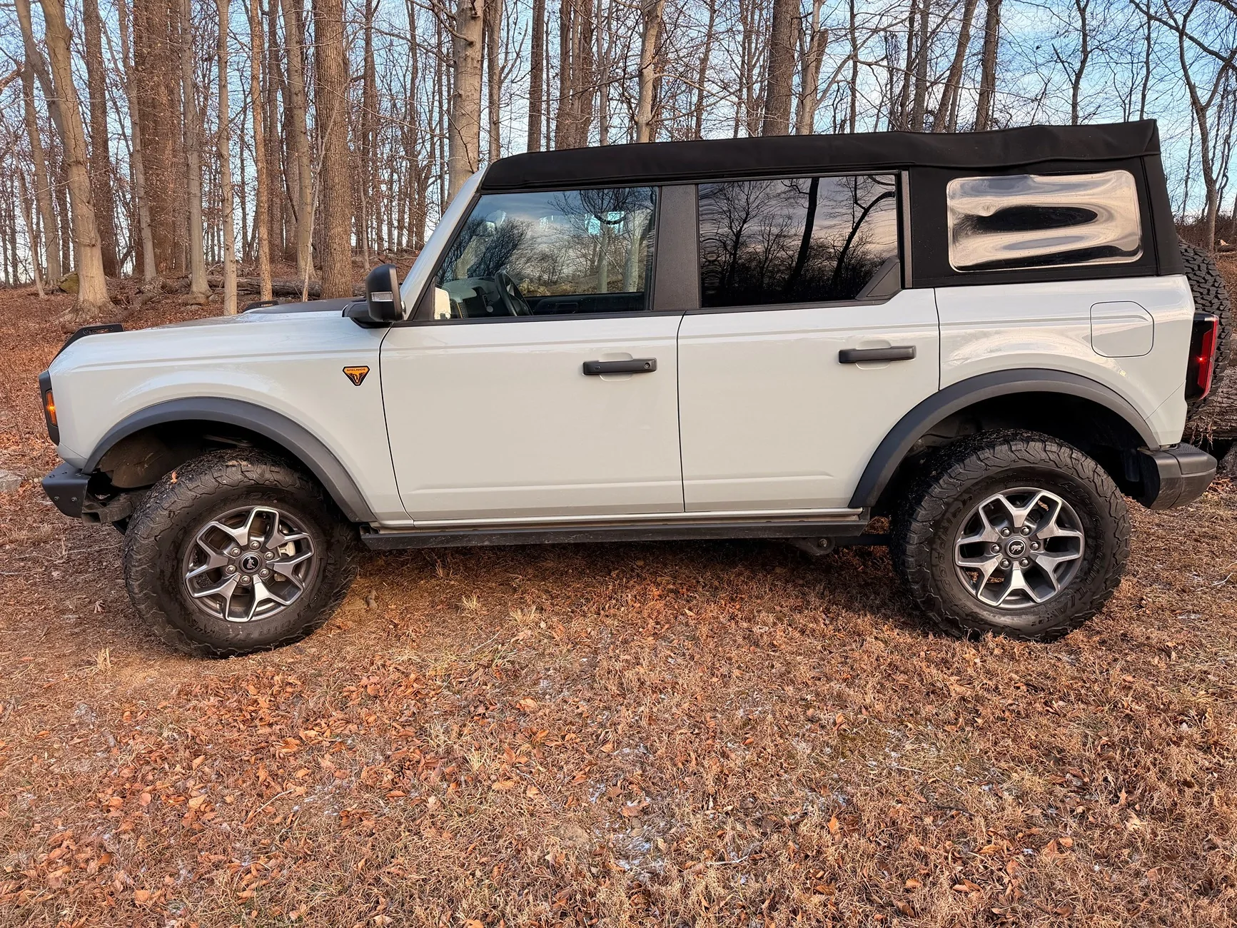 Ford Bronco 4 Door Badlands Coyote Gray Soft top Left Sid