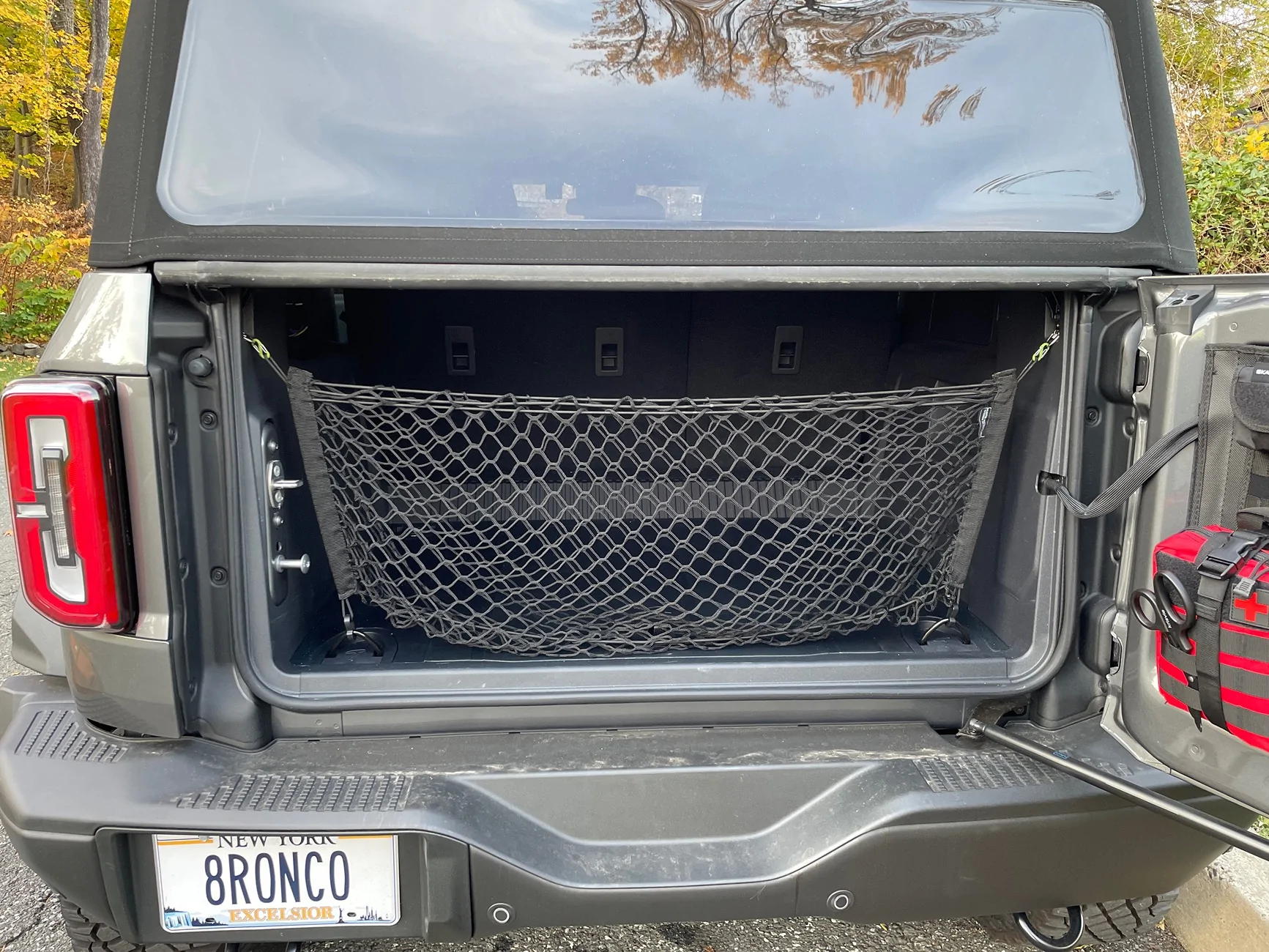 Ford Bronco Cargo net for tailgate on fullsize bronco IMG_7522