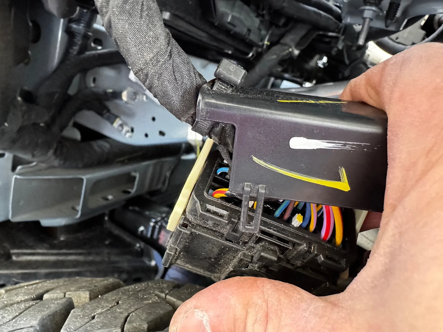 Ford Bronco DIY: Wiring factory fog lights in 2025 Big Bend (how-to w/ photos) IMG_4635